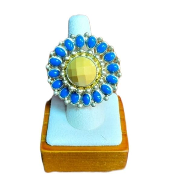 𝅺expandable, One Size fits most, Over Sized Blue and Tan Colored Ring - Picture 1 of 7